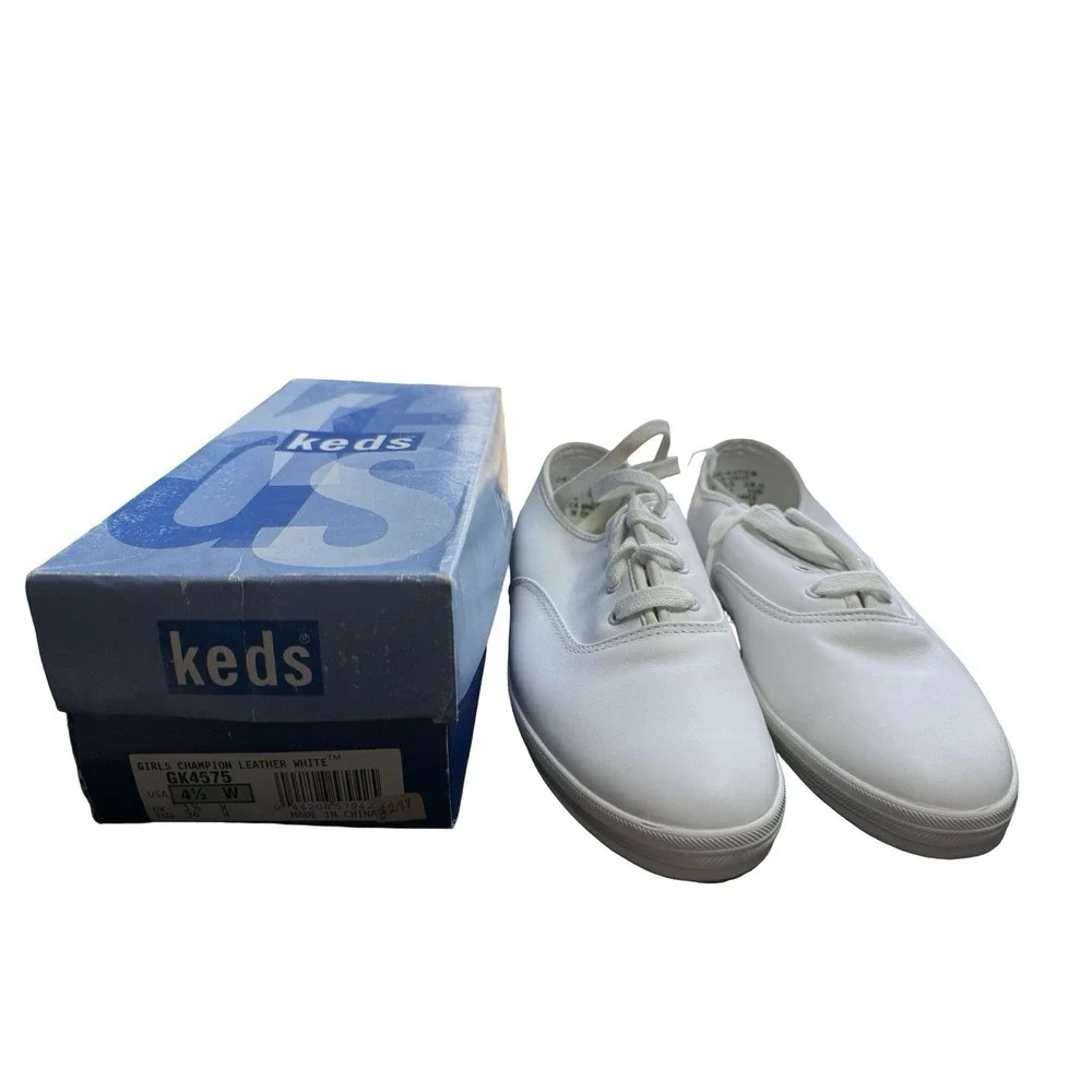 Keds Girls Champion Leather White‎ shoes size 4 1/2  w new in box